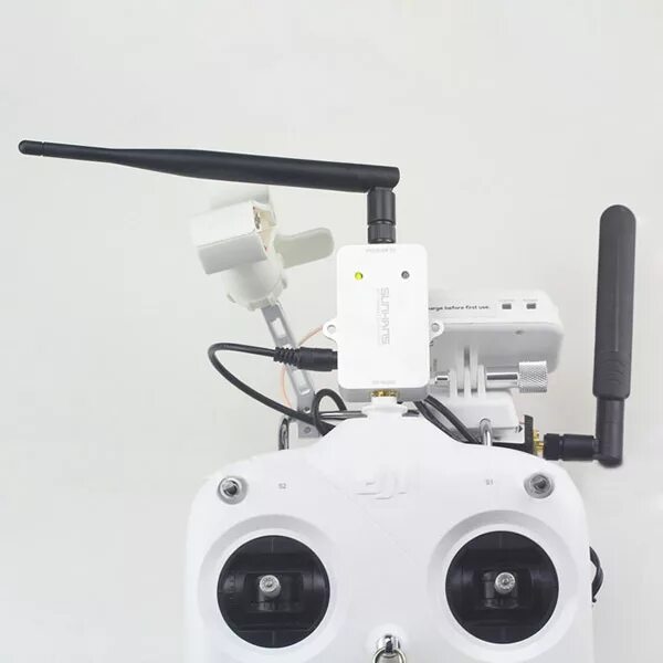 Сигнал fpv дрона. Усилитель сигнала для дрона dji. dji phantom 3 with signal boost reflectors. двухдиапазонный усилитель сигнала для квадрокоптеров dji. visionary a 2.1 8 m.