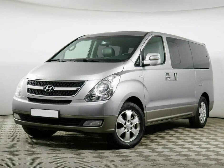 Гранд старекс купить бу авито. Hyundai Grand Starex 2011. Hyundai Grand Starex 2.5. Hyundai Grand Starex 2015. Hunday Grand Starex.