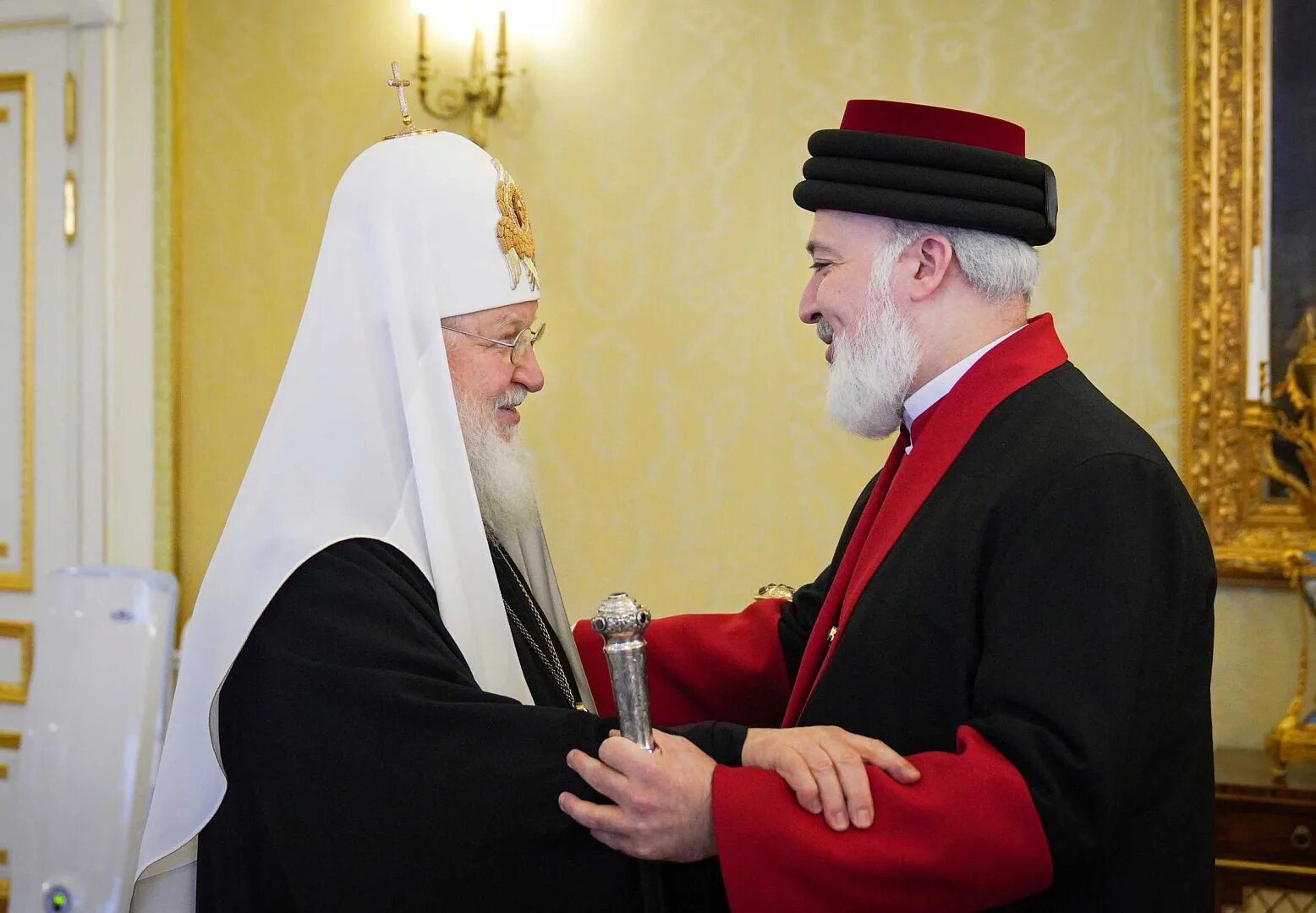 Патриархи восточной церкви. Антиохийская православная церковь патриарх. Святая апостольская соборная ассирийская церковь востока москва. Патриарх хвалит экуменизм. Ассирийская церковь в москве.