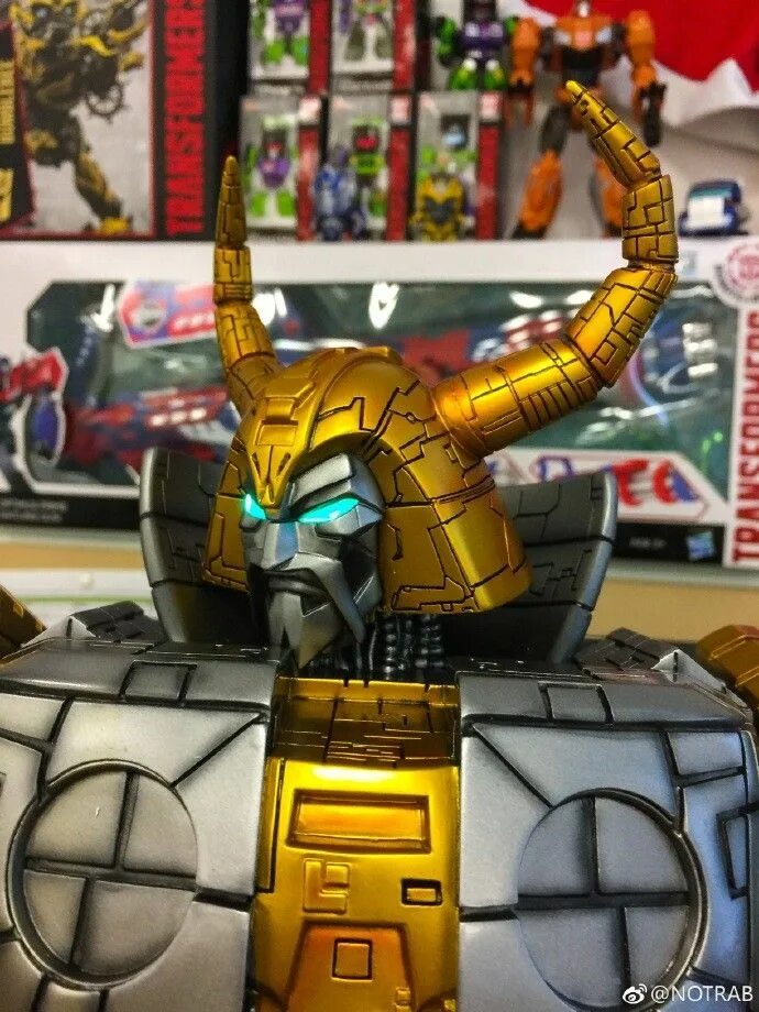 Transformers lamp
