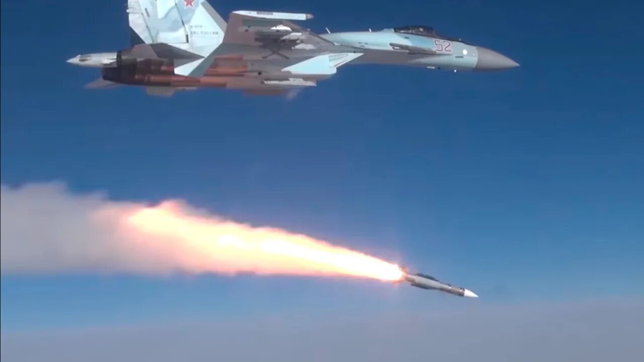 Замечена ракета. Су-35 с ракетами р-37м. су-35с вкс рф. р-37 ракета «воздух-воздух». су-34 пуск ракеты.