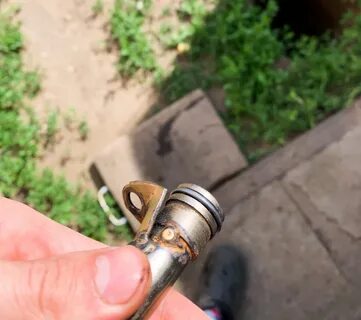 Редукционный клапан приора