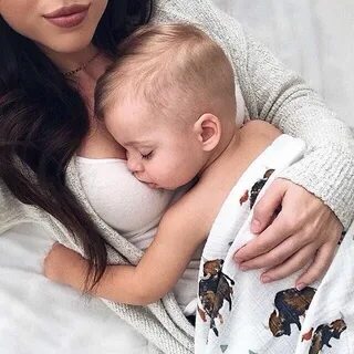 У сыны девушка с ребенком
