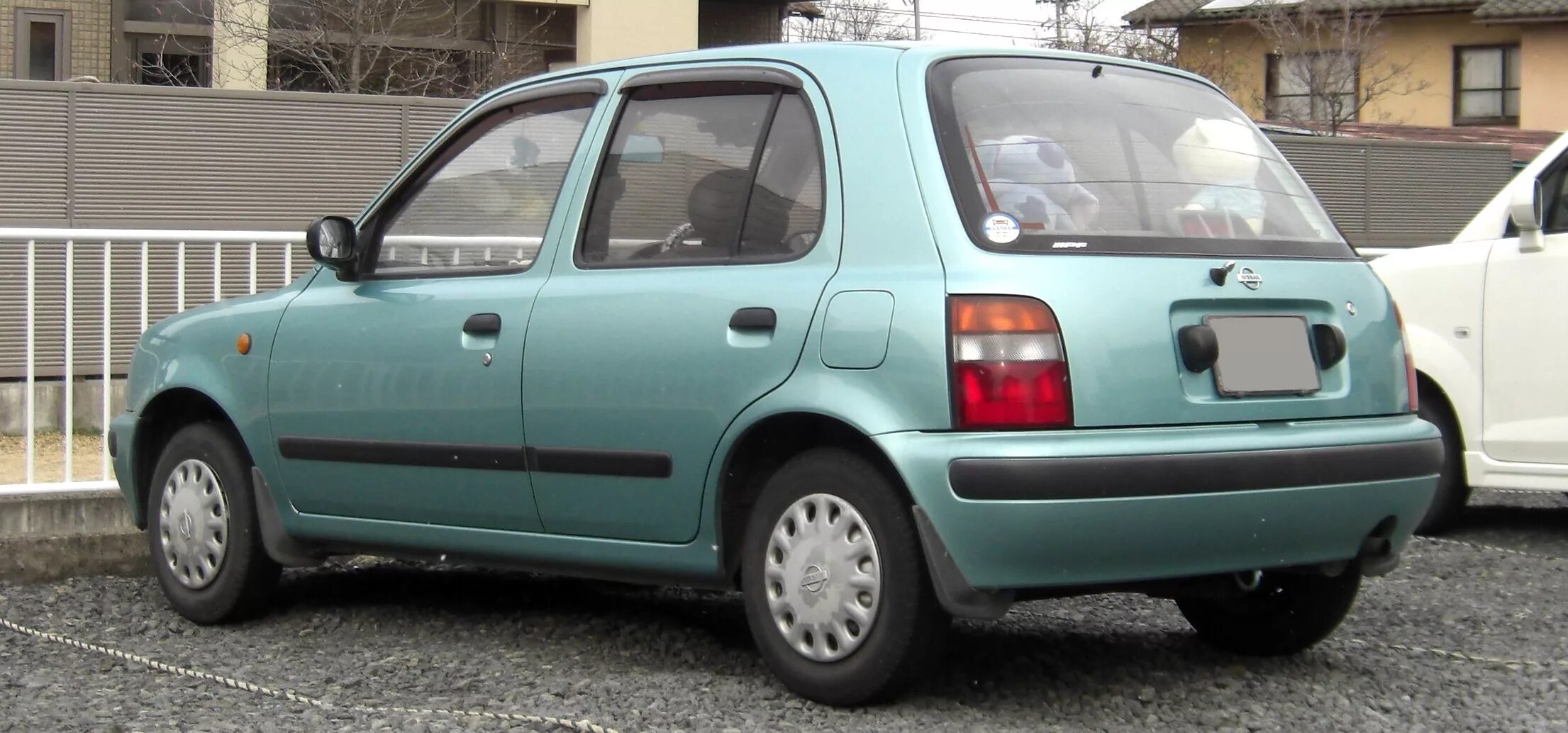 Nissan March 1995. Ниссан Микра 1995. Nissan March 1992-2002. Nissan March к11 1998. March two