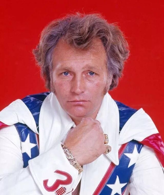 Evel knievel (игра). Ивел книвел переломы. Ивел книвел молодой. Evel knievel. Ивел книвел лыжная.