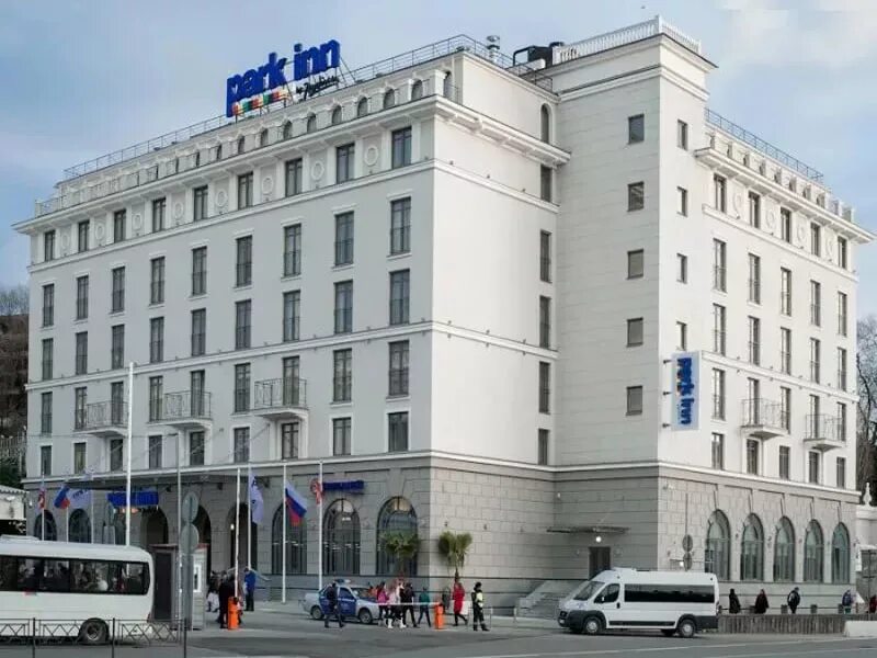 Отель Park Inn Сочи. Park Inn by Radisson Сочи центр. Сочи отеля Park Inn by Radisson. Сочи отель Рэдиссон Горького 56.