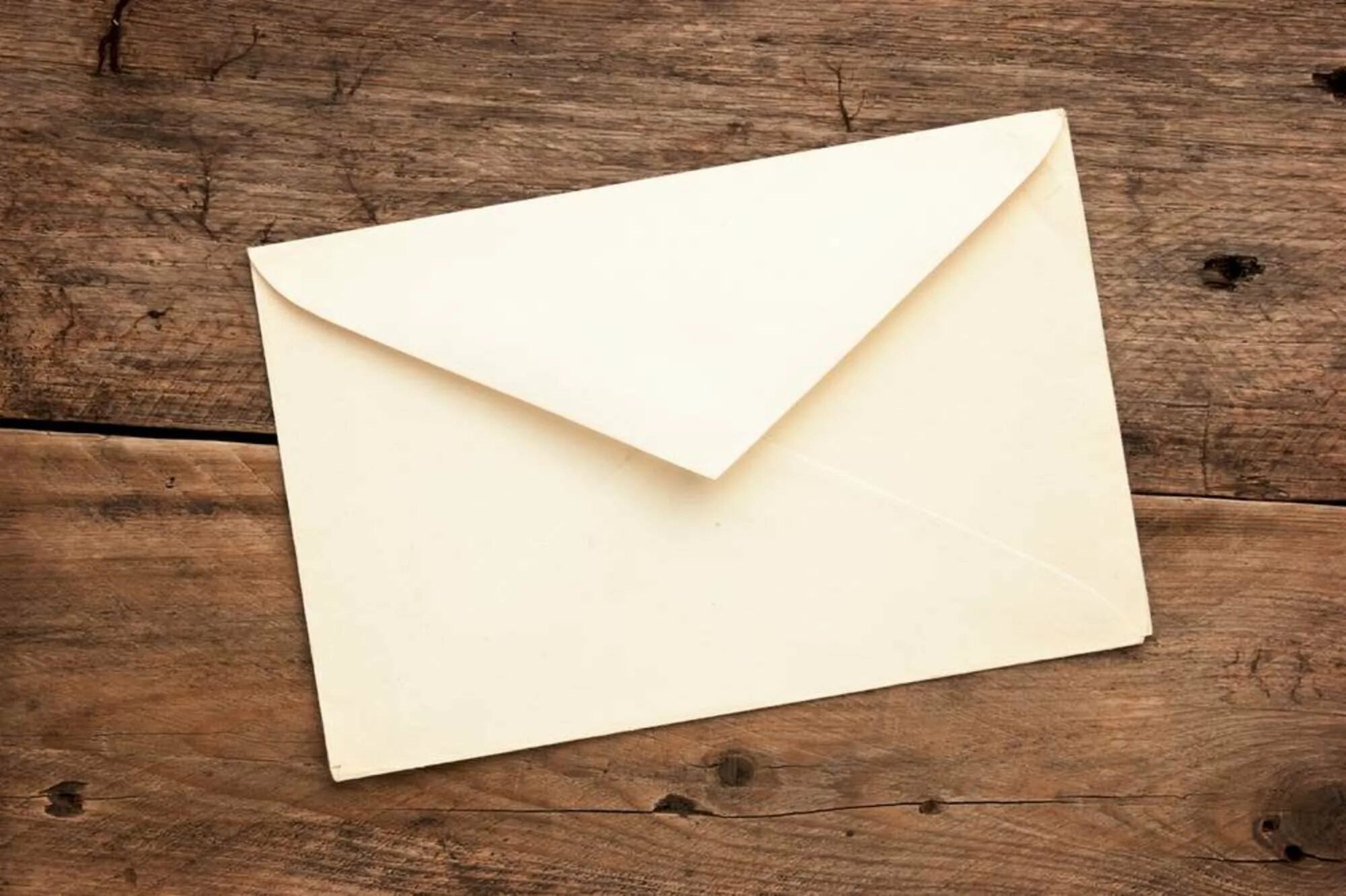 Конверт бумажный почтовый. Красивый конверт. Бумажный конверт. Конверт для письма. Конверты белые бумажные.