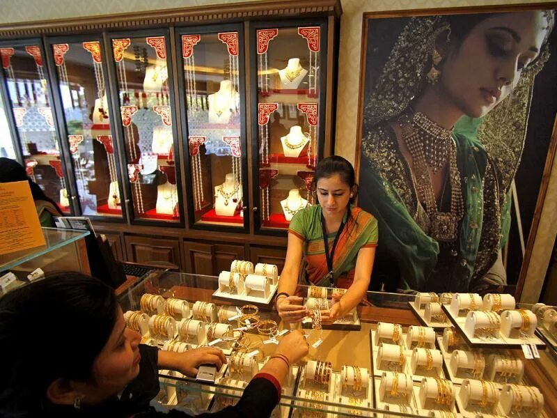 Ситуация на золотом рынке. Золото Индии. Пробы золота в Индии. Иордания золотой рынок. Рынок золота на востоке Медина.