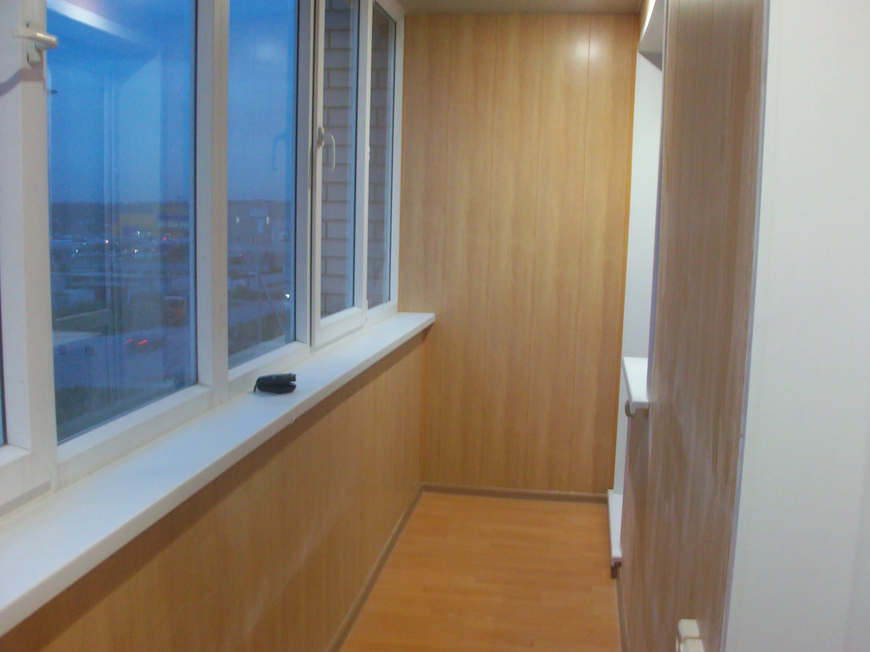 отделка лоджии. отделка лоджии ламинатом. отделка балкона под ключ. отделка балкона воронеж. отделка балкона.