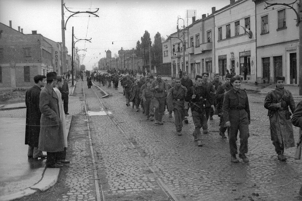 Белградская операция 1944. Освобождение Югославии 1944. Освобождение Львова 1944. Освобождение столицы Югославии Белграда.