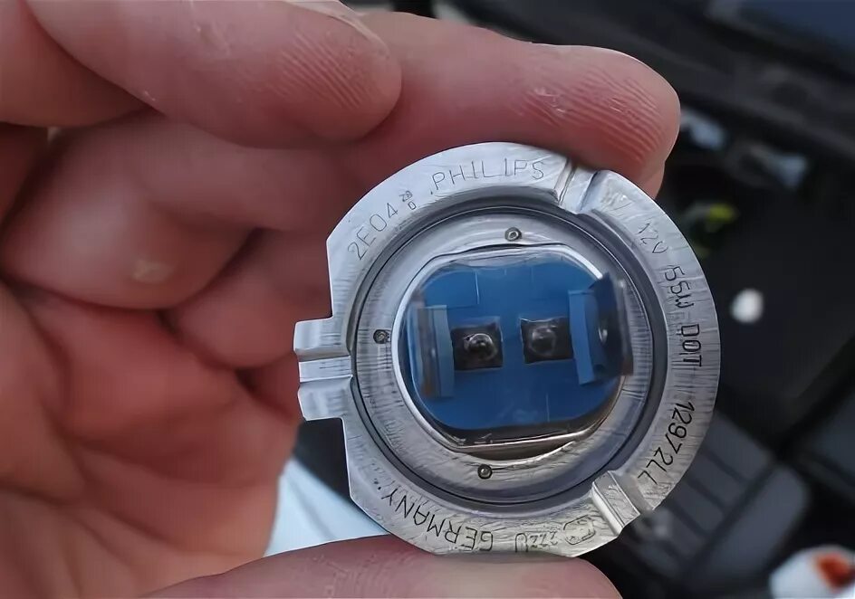 Шкода октавия лампочка ближнего света. Лампочка ближнего света шкода октавия а7. Лампа ближнего света шкода октавия а5 2012. Лампы ближнего света на октавию а5. Лампы ближнего света на октавию а5.