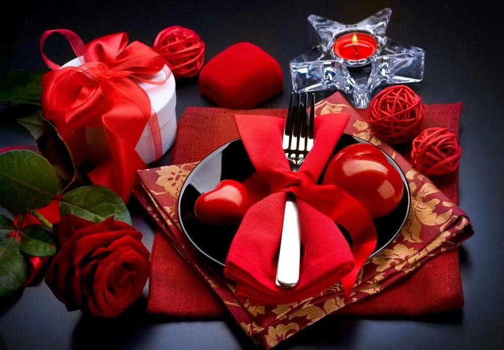 День святинаого валент. С днем влюбленных. Подарок на 14 февраля парню. Что 14 февраля. Оригинальные валентинки.