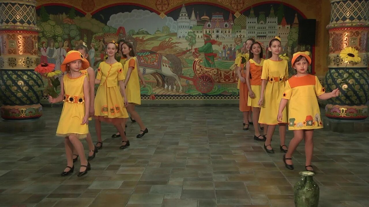 Театр подсолнух. Театр моды коллекция для малышей подсолнухи. театр моды кокетка завьялово. подсолнух рязань. театр моды шарм углегорск ддт.