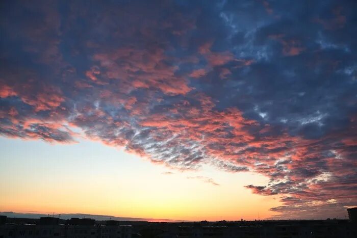 Тула казанская набережная на рассвете. Тульский кремль эстетика. Солнце сегодня в туле. Солнце сегодня в туле. Тульский кремль на закате.