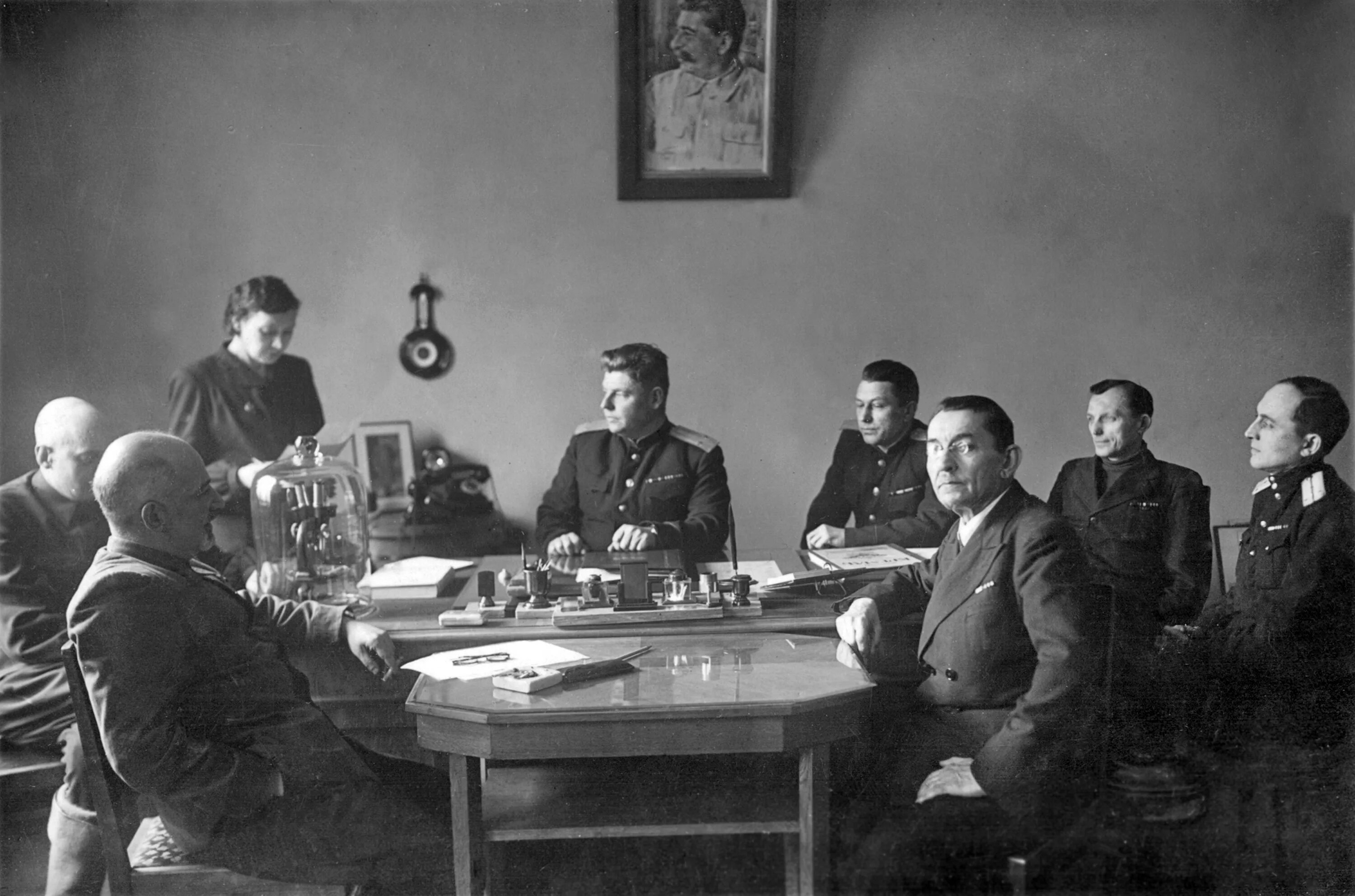 Власть комиссариата
