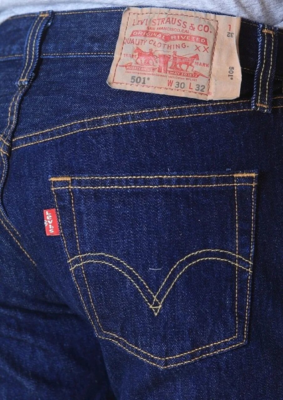 Леви страус джинсы. Джинсы levi’s, классическая модель 501. этикетка джинс левайс 501. levis первые джинсы 501. ливай страусс первые джинсы левис.