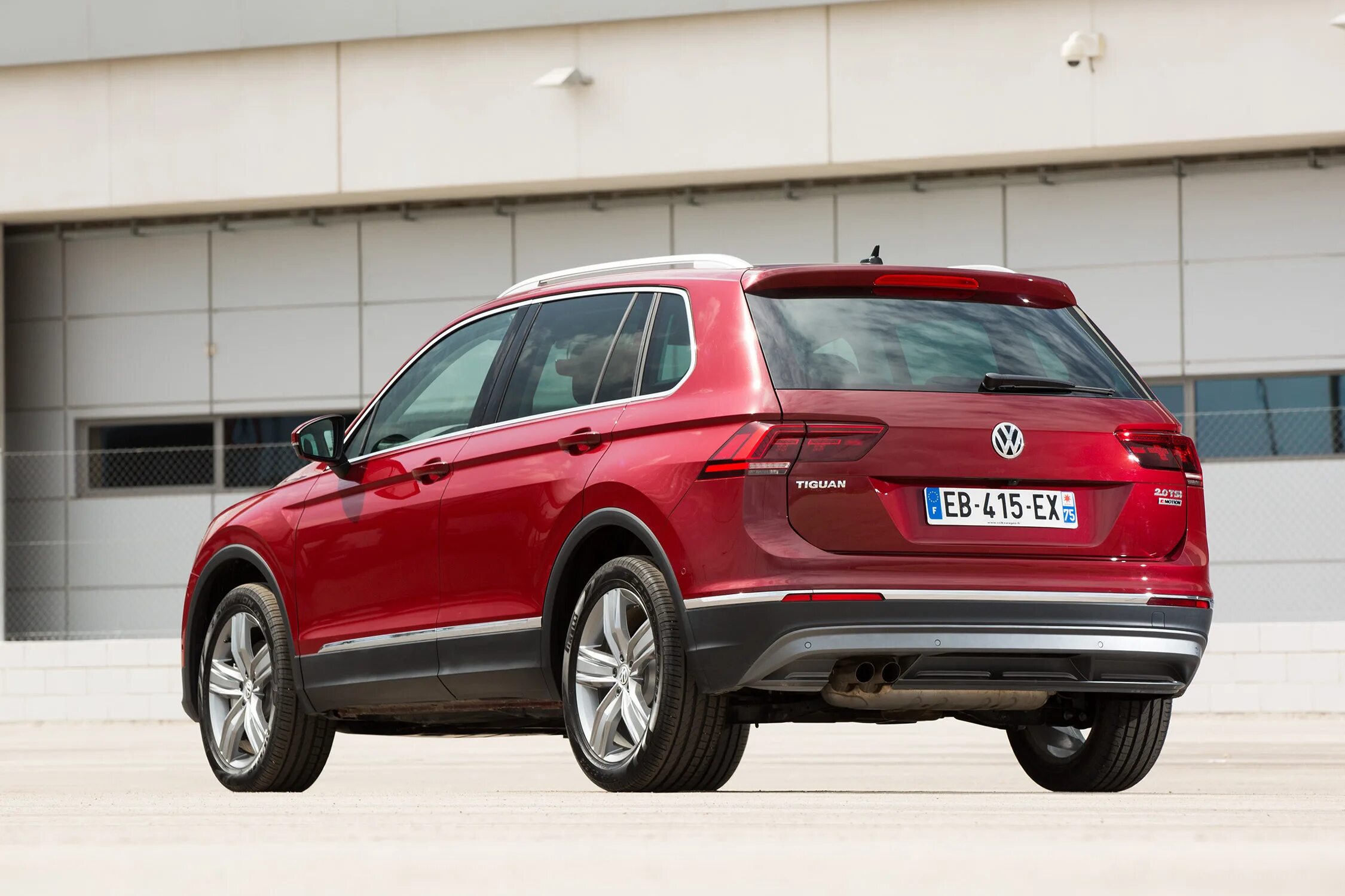 Тигуан лошади. Tiguan 2016 4motion. фольксваген тигуан 2017 комплектации. новый фольксваген тигуан 2025 красный. фольксваген тигуан 4.