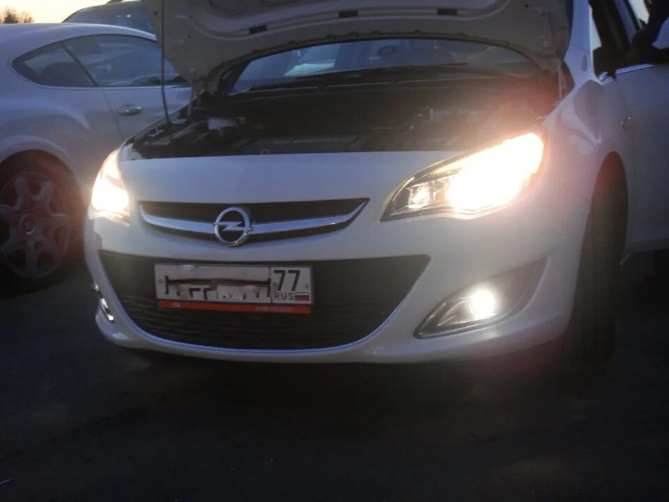 Opel astra j led лампы. Opel astra j светодиодные лампы. опель корса птф светодиодные. опель корса д 2013 туманеи.