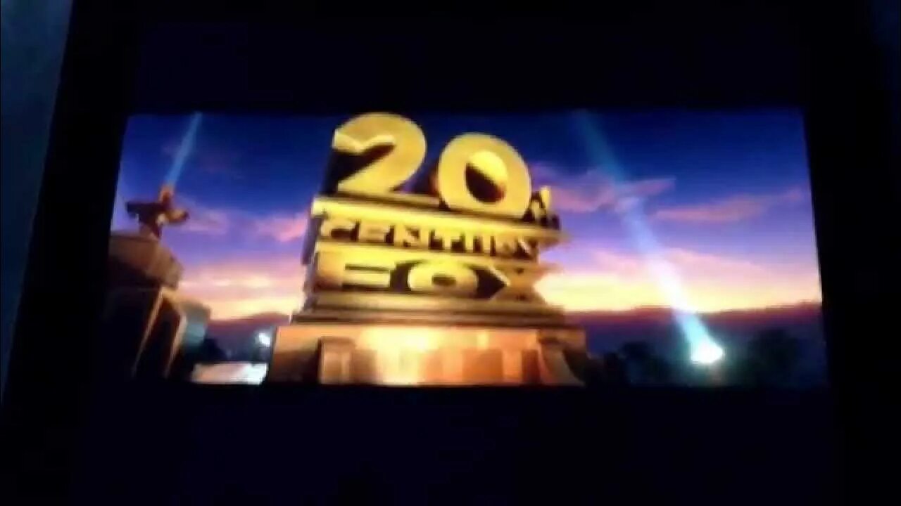 Fox animation studios список. 20th century fox дримворкс. 20 век фокс пиксар и дримворкс. 20th century fox paramount. 20th century fox paramount pictures.