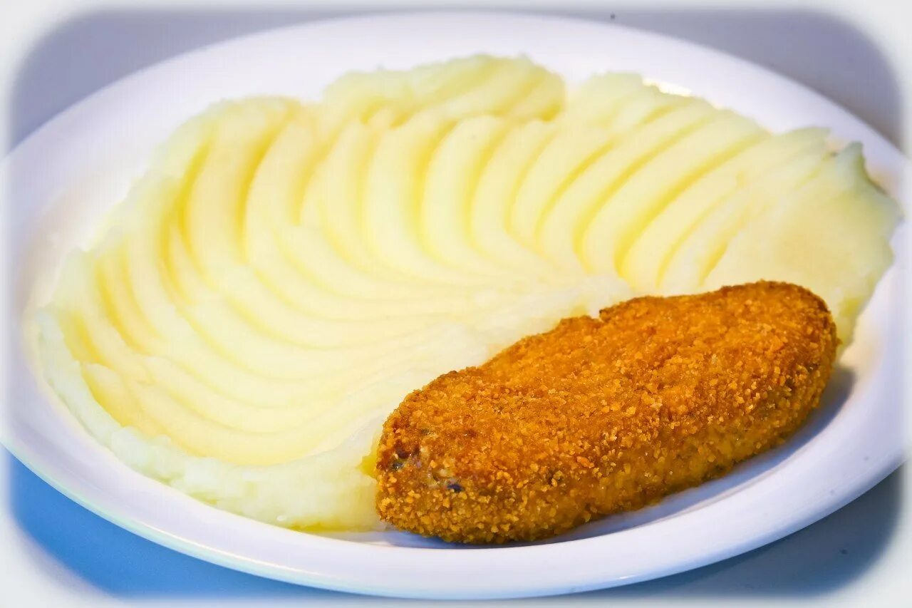 Котлета с пюрешкой