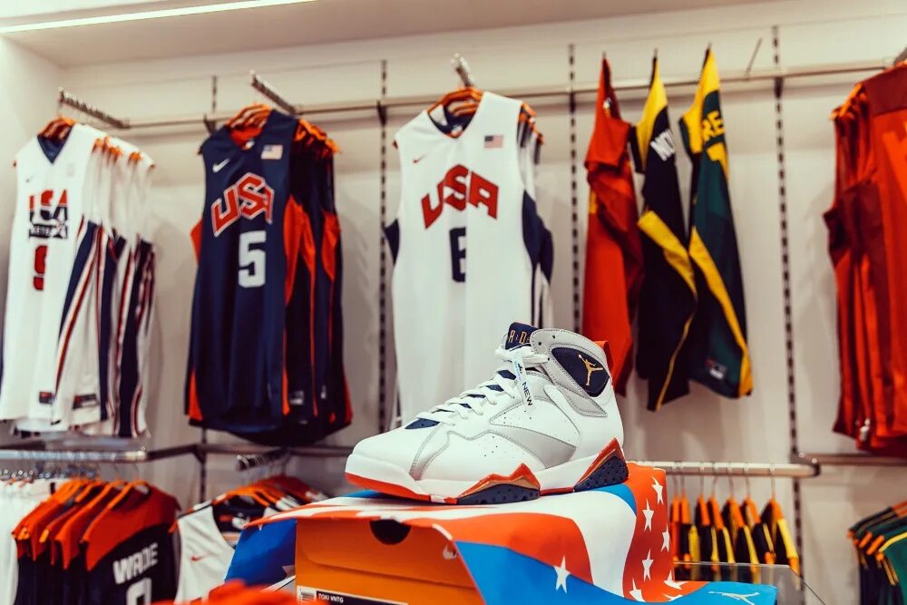 Nike magazin turkiya. Yousteel кроссфит оборудование. большой спортивный интернет магазин. адидас авиапарк. ассортимент спортивных товаров.