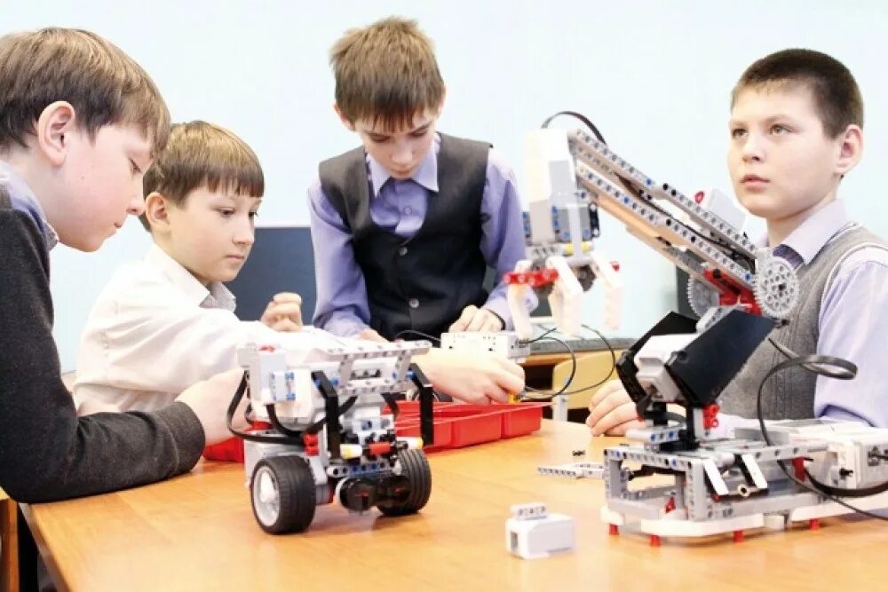 Робототехника для детей. Роботы для школьников. Сборка робота. Робот школьник. Мир профессий в робототехнике проект 8 класс