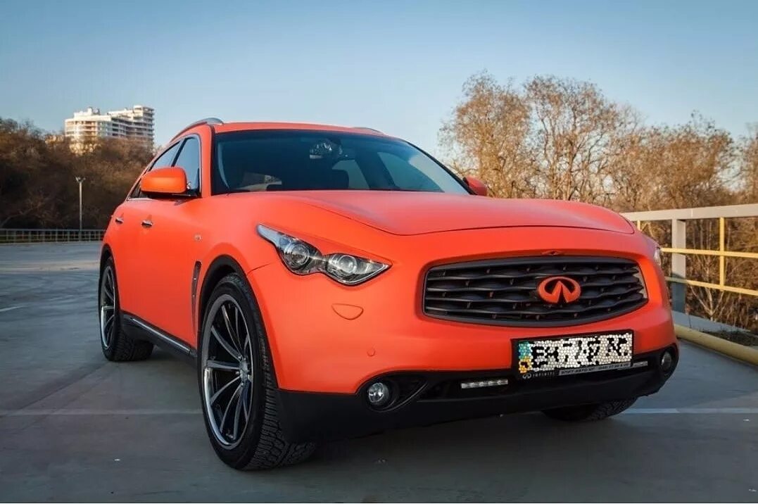 Инфинити fx35 Оран. Инфинити fx35 оранжевый. Infiniti fx35 красный. Infiniti fx35 рыжий. Финик оранжевый