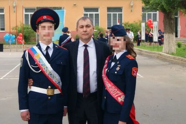 Кадетская школа бийск. Кадетская школа волжский. Тетюшская кадетская школа интернат. Кадетская школа волжский форма. Мензелинск кадетская школа-интернат директор.