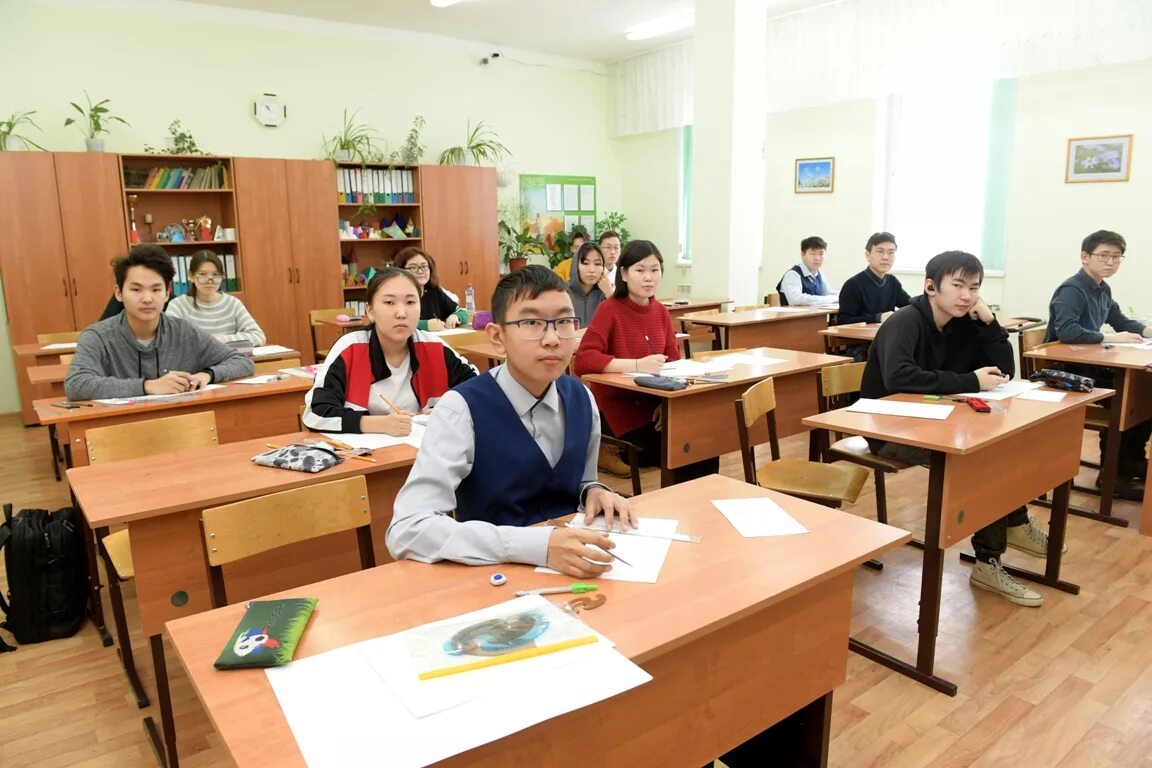 Городская гимназия якутск. Якутская городская национальная гимназия якутск. Городская гимназия якутск. Школа 19 якутск. Городская гимназия якутск.