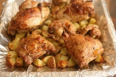 Как вкусно пожарить курицу с картошкой