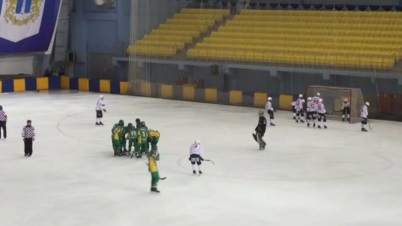 Водник Архангельск хоккей с мячом. Хоккей с мячом Волга Водник. Чемпионатроссиипохокеюсмячомволгастарт. Динамо Водник прямая трансляция хоккей с мячом. Водник динамо хоккей с мячом полуфинал