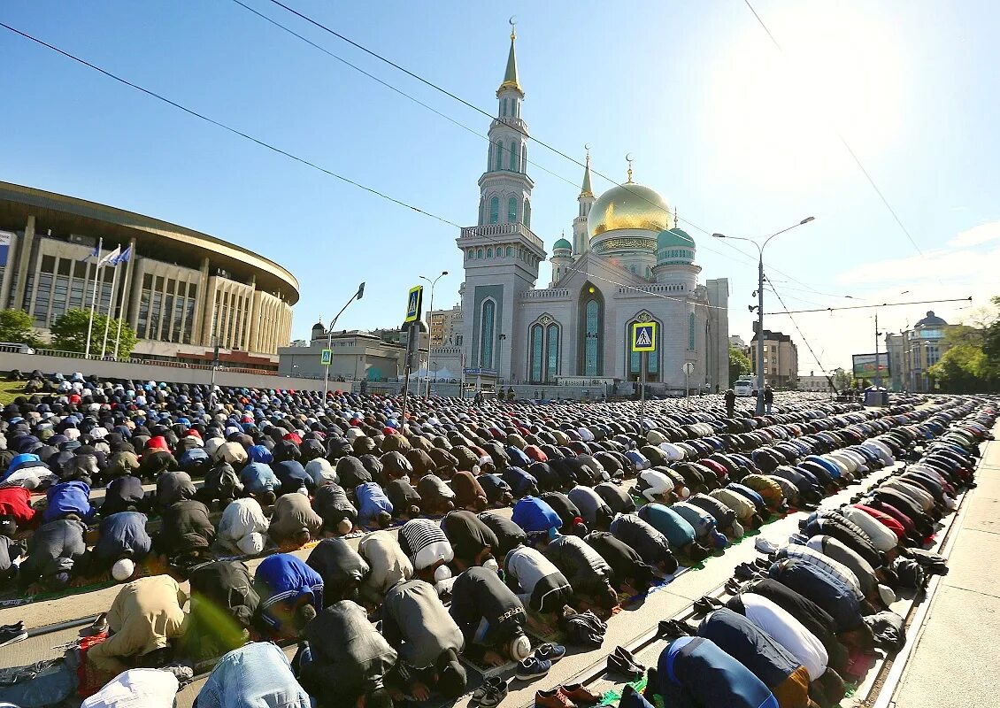 В москве есть мечеть