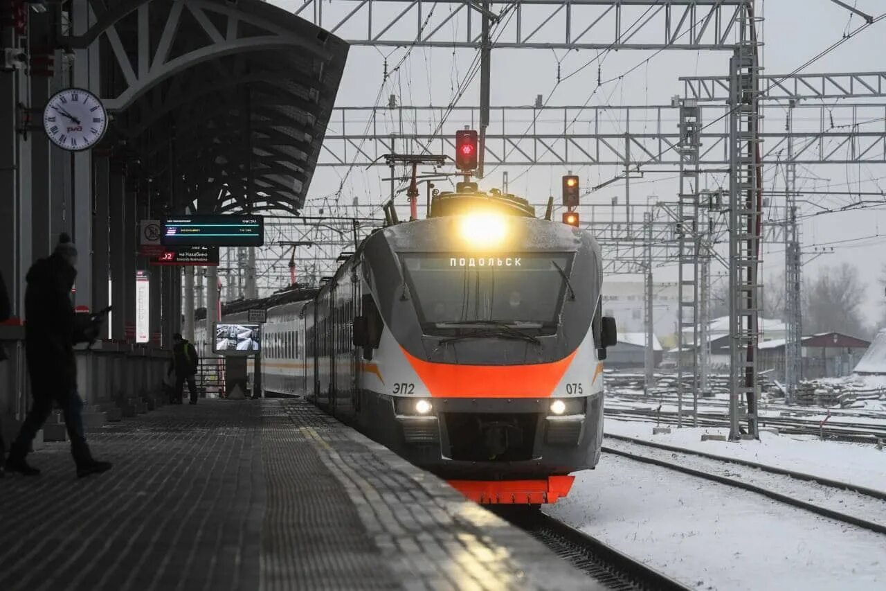 Станция курская подольск. Станция подольск мцд 2. подольск (станция мжд). мцд 2 нахабино. мцд подольск поезда.