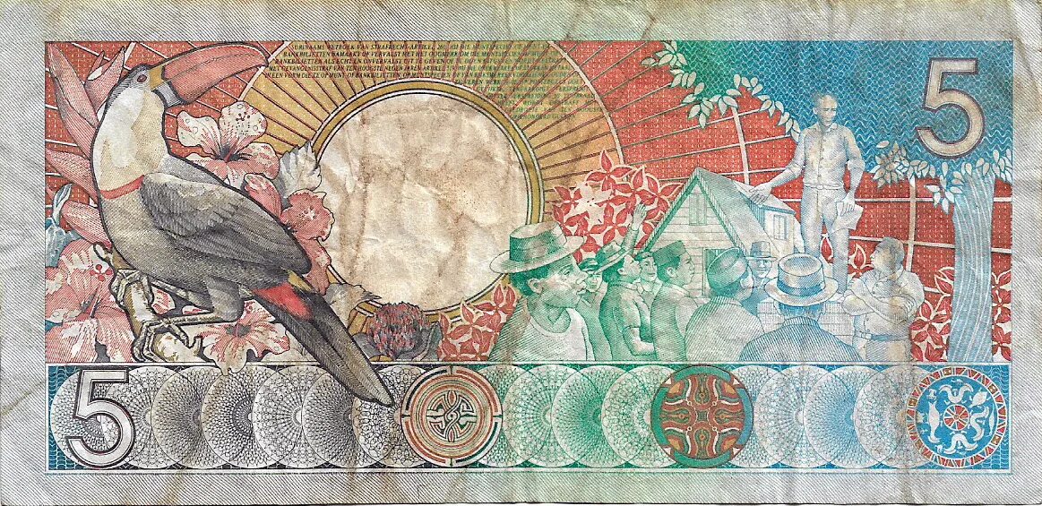 Суринам 5 гульденов 2000 года. Ученый на банкноте 25 гульденов 7 букв. 250 гульденов 1988 суринам. Ученый на банкноте 25 гульденов 7 букв. Банкноты с голубями.