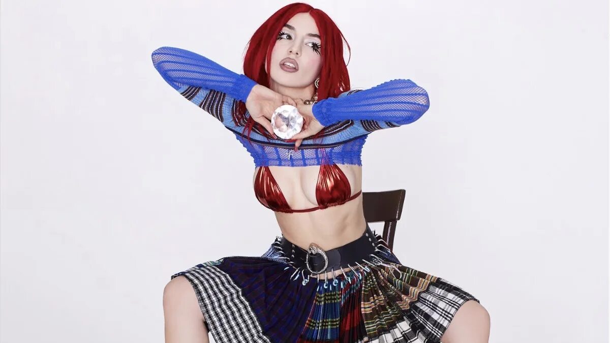 Ava max dollar. Ava max diamonds and dancefloors. ava max maybe you re the problem. million dollar baby эйва макс. diamonds &amp; dancefloors.