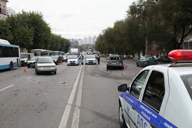 Новости белгорода происшествия свежие. ДТП Белгород сегодня на Богданке. Б Хмельницкого Белгородский проспект ДТП.