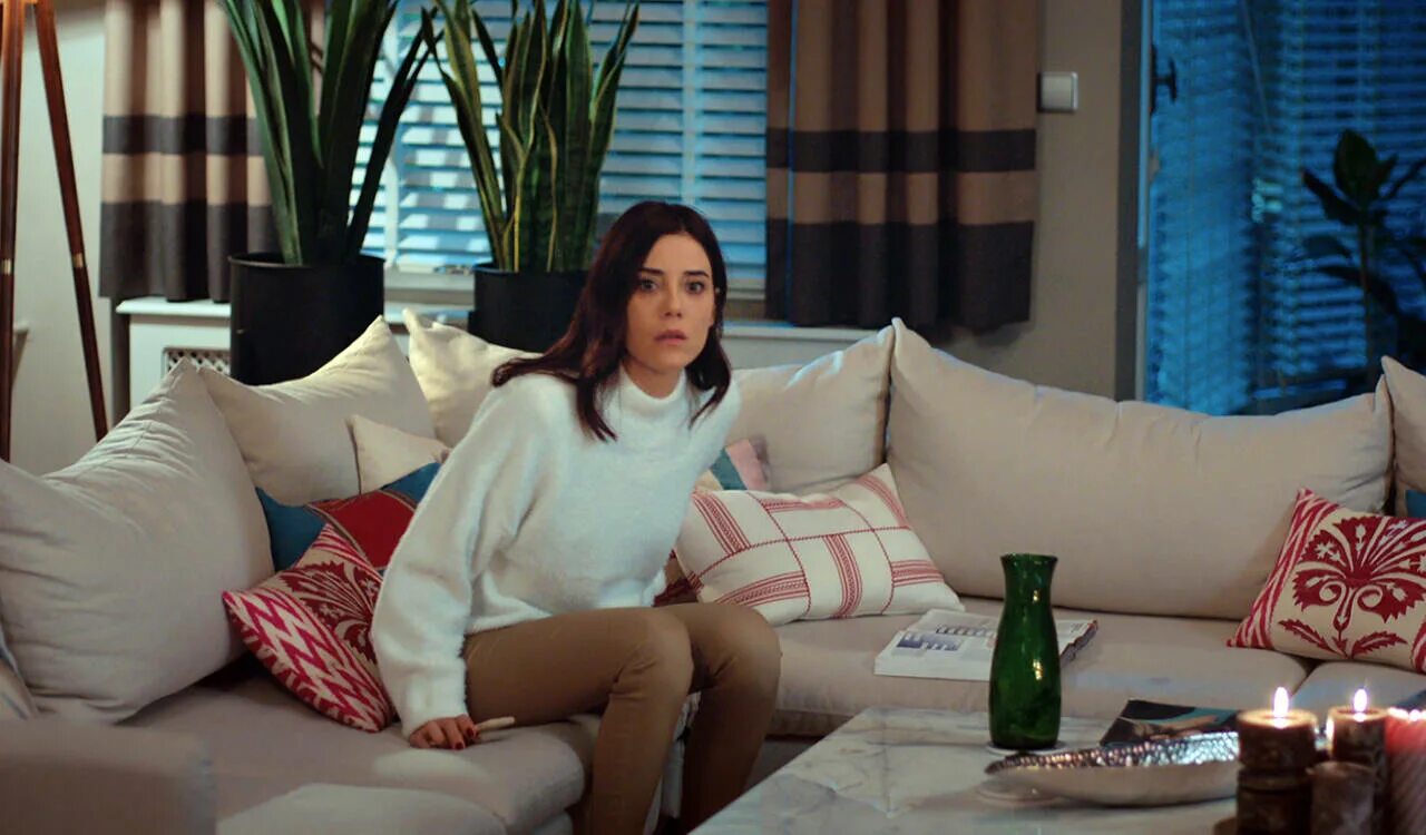 джанер джиндорук неверный. неверный 10. джансу дере неверный кадр. неверны 11. неверны 11.