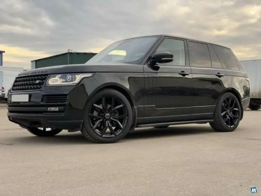 Https r 22. Колеса range Rover r22. Диски Рендж Ровер 22. Рендж Ровер спорт на 22 дисках. Диски Рендж Ровер спорт r22.