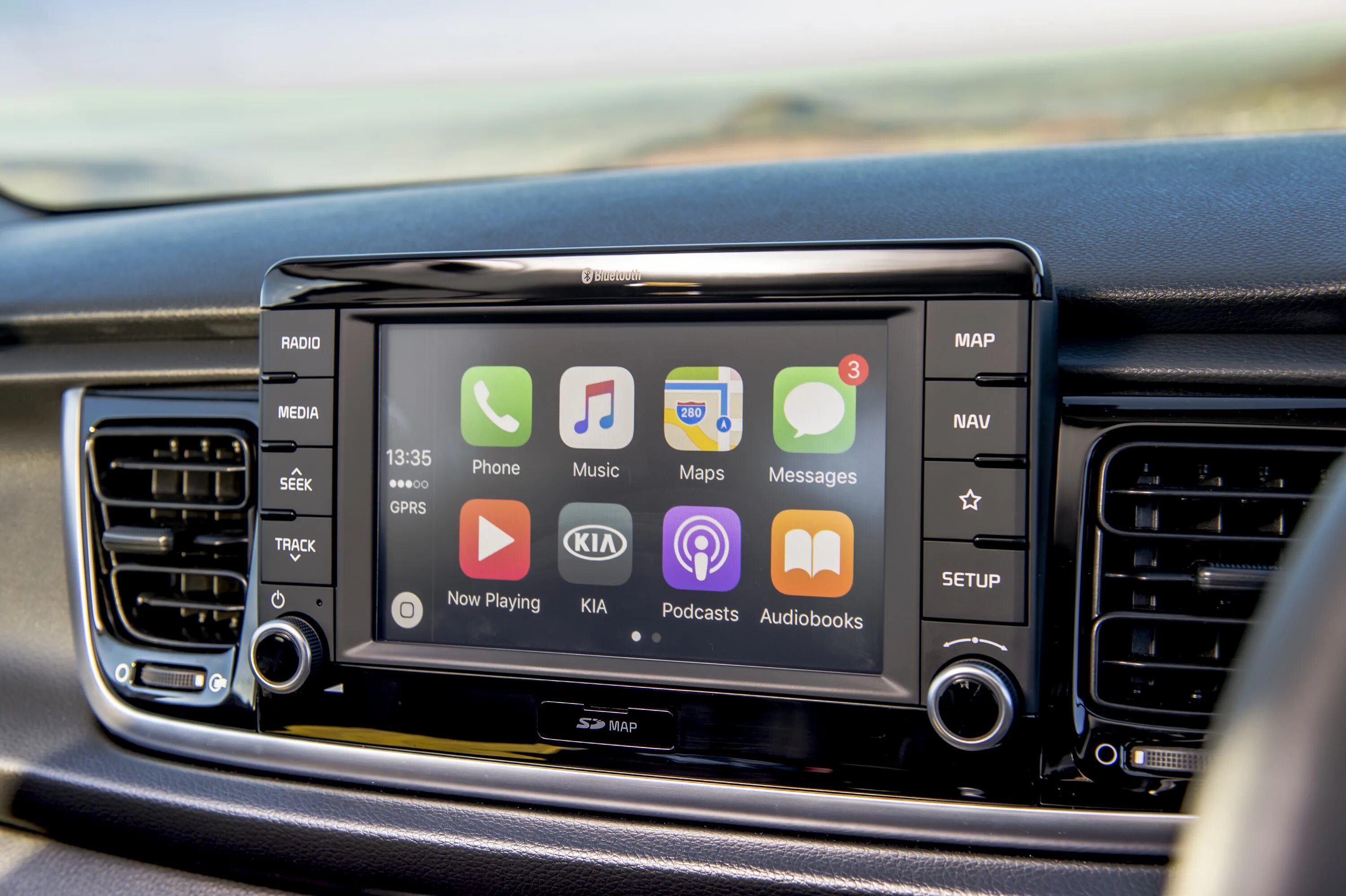 Kia volkswagen. Kia Rio CARPLAY. Apple CARPLAY Kia Rio. Kia Rio 4 CARPLAY. Kia Optima CARPLAY.