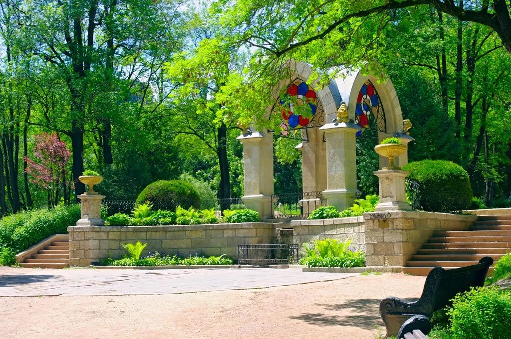 Парк в кисловодске самый. Национальный парк кисловодск. курортный парк кисловодски. ставропольский край кисловодский национальный парк. кисловодский национальный парк нижний парк.