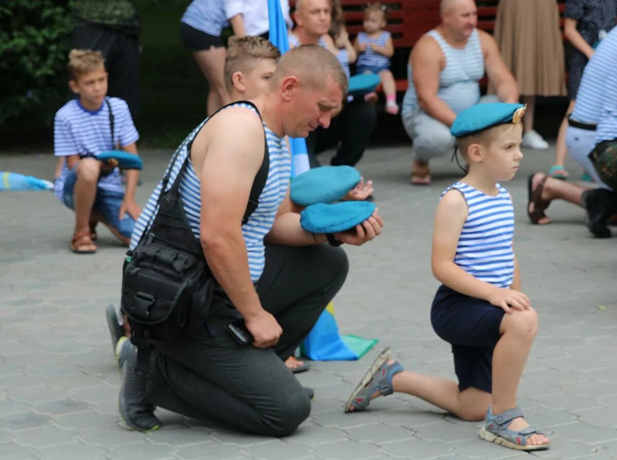 2 августа 30 года