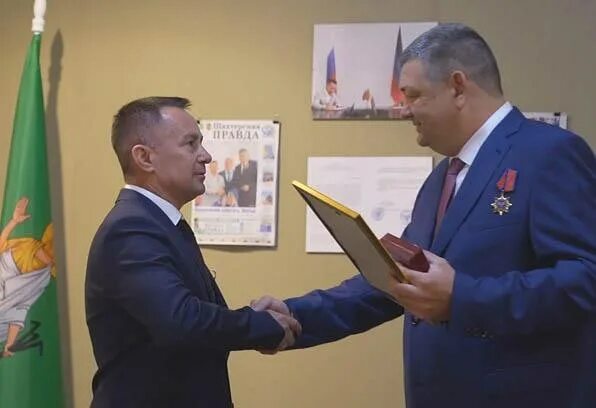 С днем шахтера и днем города прокопьевска. Глава города прокопьевска 2025. глава города прокопьевска. как выглядит новый губернатор города прокопьевска.