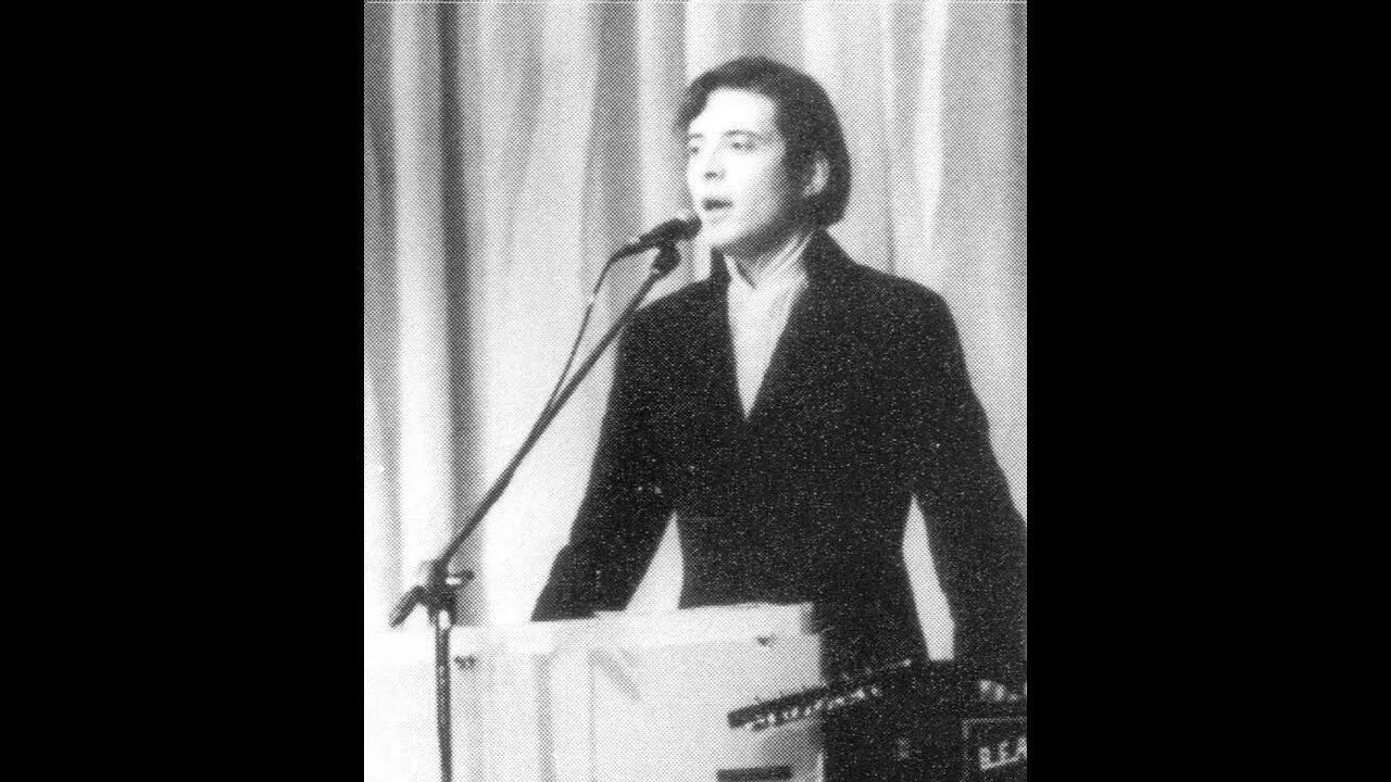 Мирослава мудрая. Украинские девушки. Я к тебе не подойду и ты ко мне не подходи веселые ребята. Чернобровую дивчину мою светлую кручину. Чернобровую дивчину мою светлую кручину.