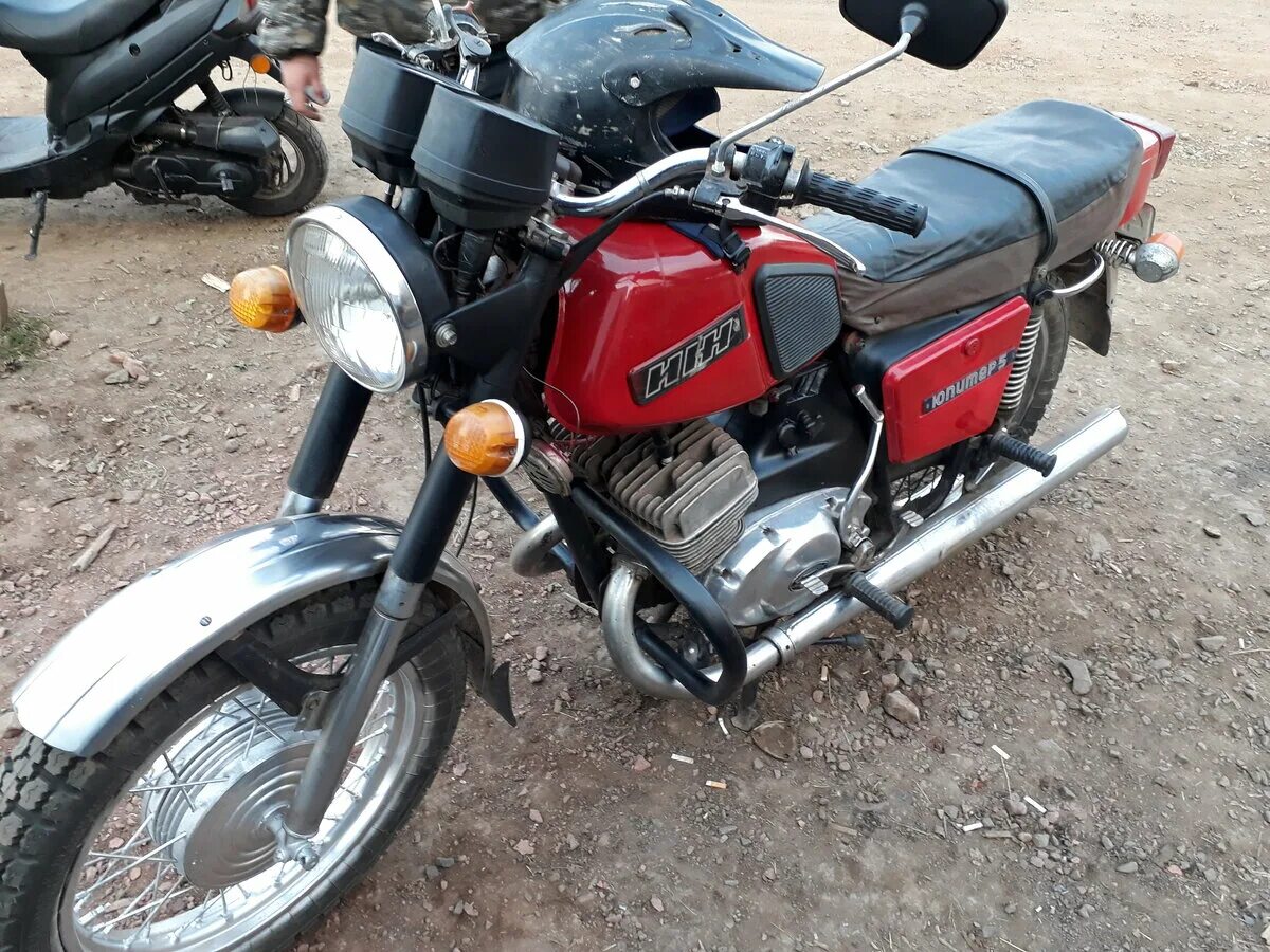 Мотоцикл ИЖ 1988. Мотоциклы в Канске. Авито мотоциклы. Ижак красный 1977.