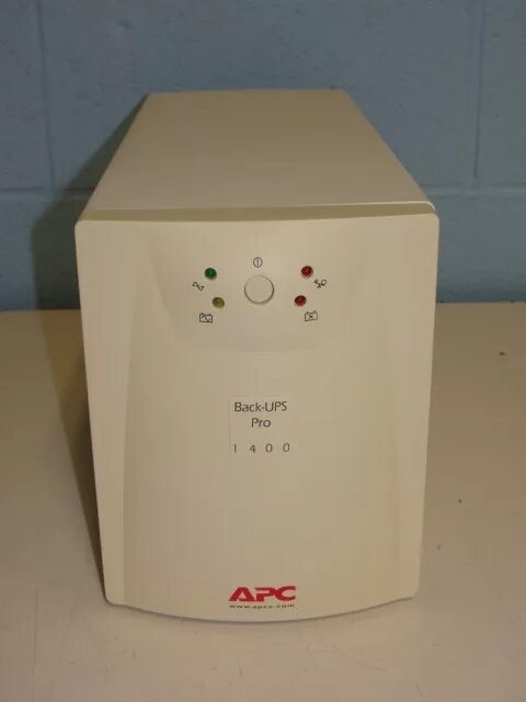 APC 1400 back-ups. Back-ups Pro 1400. ИБП back -ups Pro 1400 PNP. APC back-ups 1400 батарея. Арс back ups