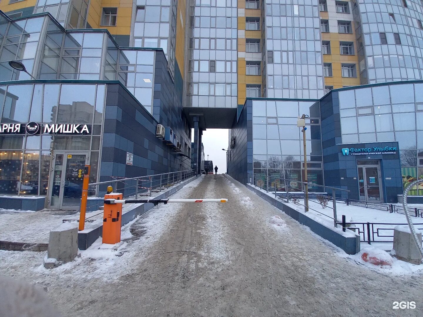 Ленинский пр д 139. Народного ополчения 10б. Народного ополчения 10 санкт-петербург парус. Лайм парикмахерская народного ополчения 10. Сдэк народного ополчения 10.