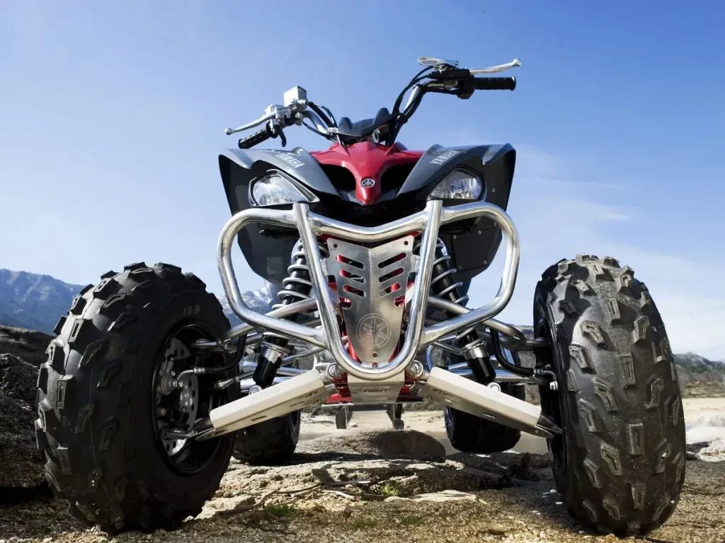 Квадроцикл квадро. Yamaha yfm 250r. yamaha yfm 250 р. квадроцикл 250r. ямаха yfm 250r оранжево черный.