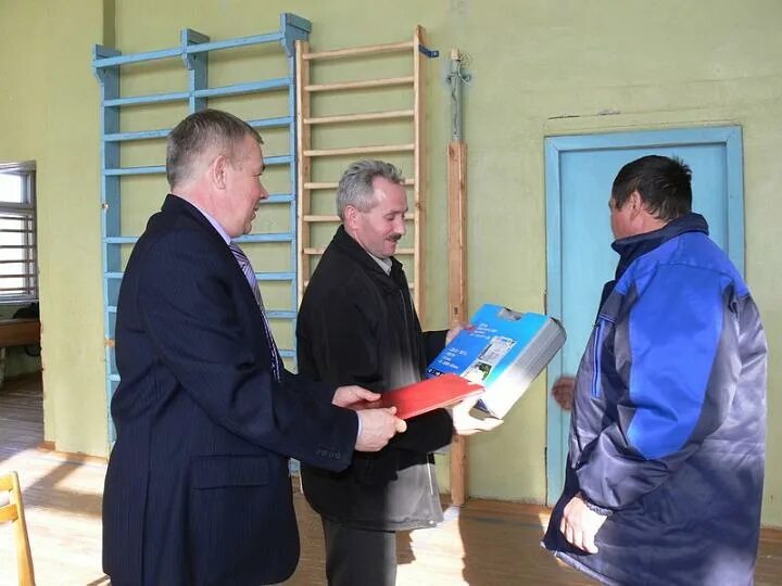 Собрание колхозов. Колхоз пучах ядринский район. колхоз герой ядринского района. юваново ядринский район отчетное собрание. александрова ольга германовна багиши ядринский район.