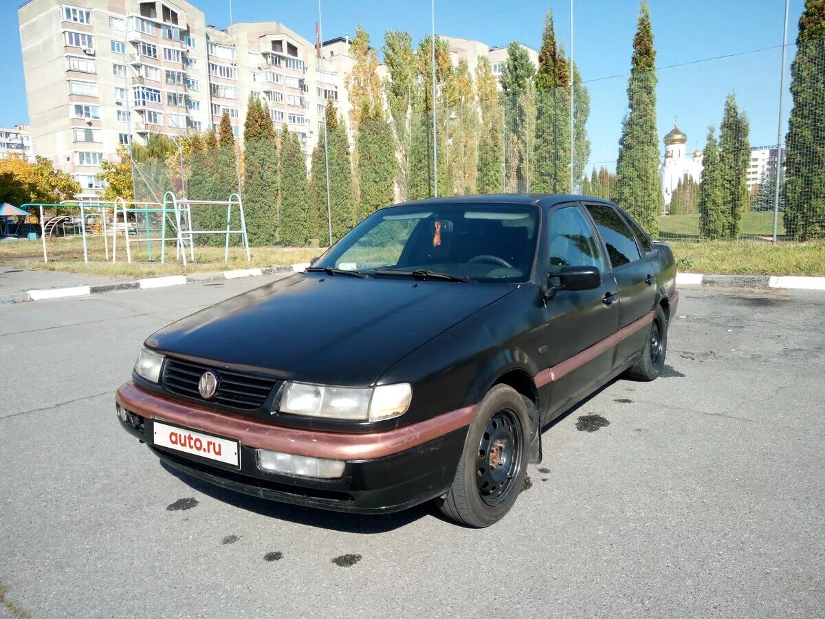 Volkswagen 1994. Passat b4 седан 1994. Фольксваген Пассат 1994 года. Volkswagen Passat b4 1994 г.. Volkswagen Passat 1994 седан.