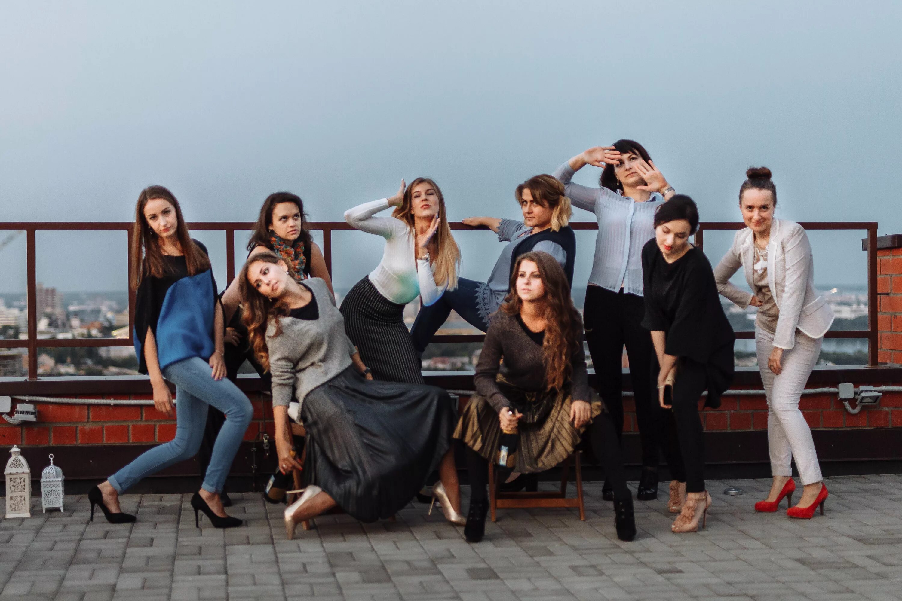 Модельное агентство в тамбове. Majestic girls агентство отзывы. Фотосессия для компании девушек. Majestic girls агентство отзывы. Majestic casual.